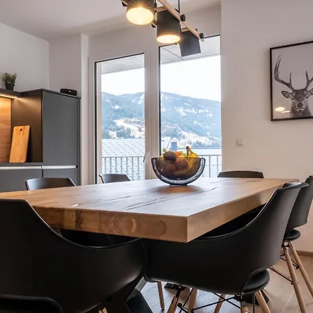 Das Taja Paznaun Penthouse Apartments See Exterior photo
